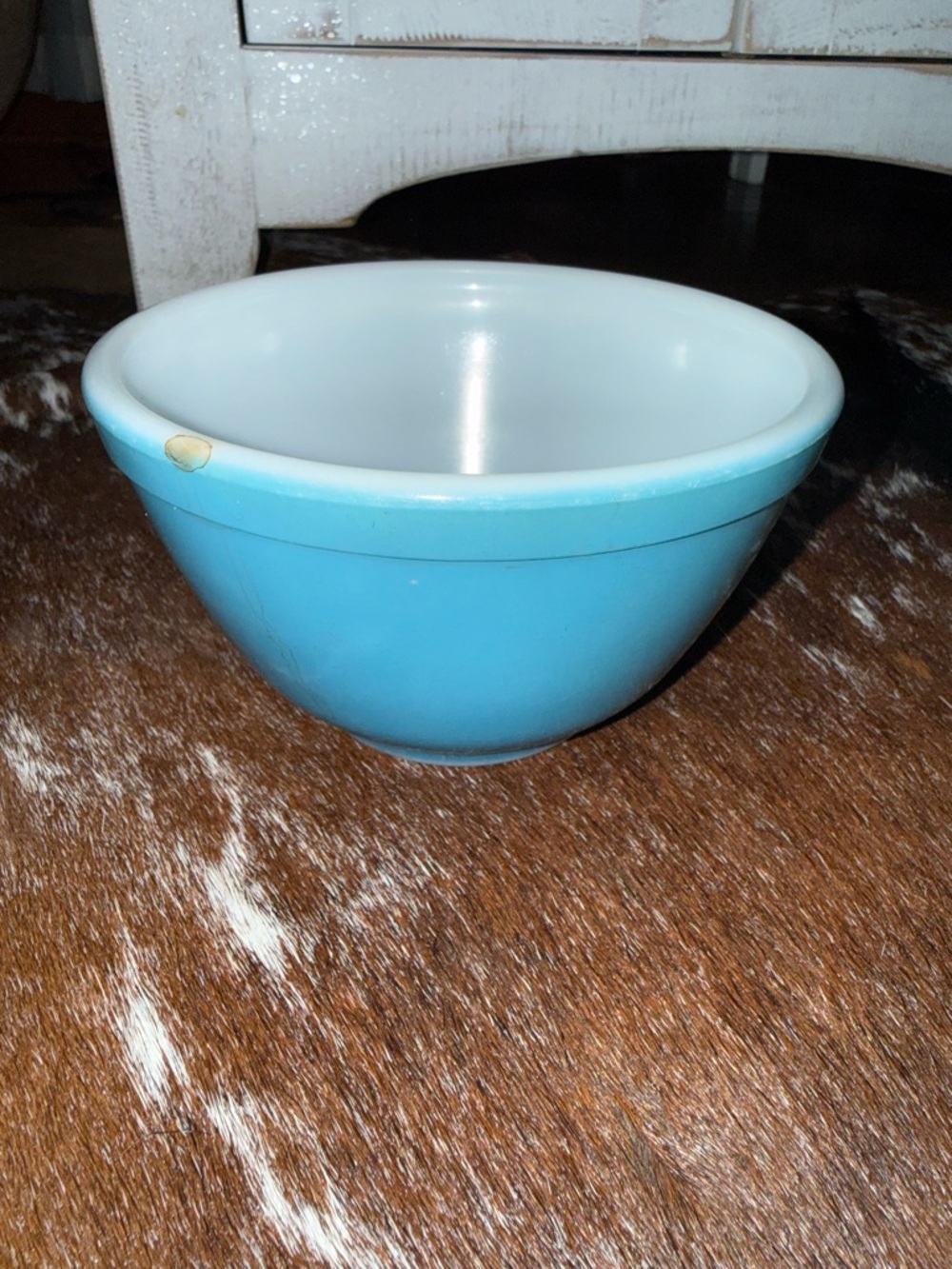 Pyrex Aqua Blue Mixing Bowl with White Interior